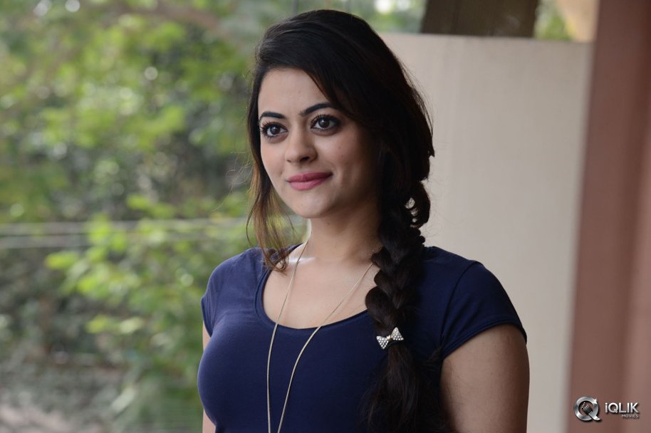 Shruti-Sodhi-Interview-About-Pataas-Movie